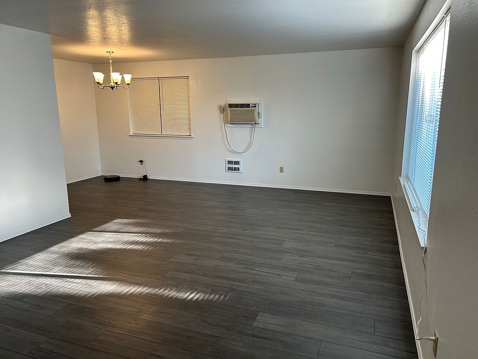 1st image of 912 S 5th Ave #B