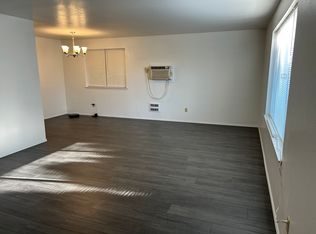 912 S 5th Ave #B, Yakima, WA 98902