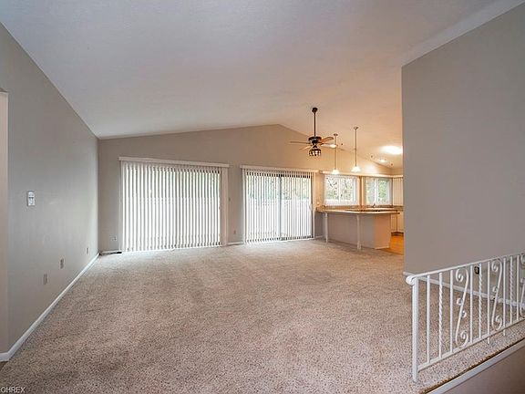 5th image of 26 Chelmsford Dr