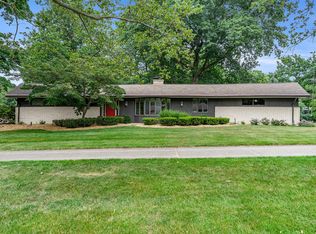 1181 Euna Vista Dr, Holland, MI 49423