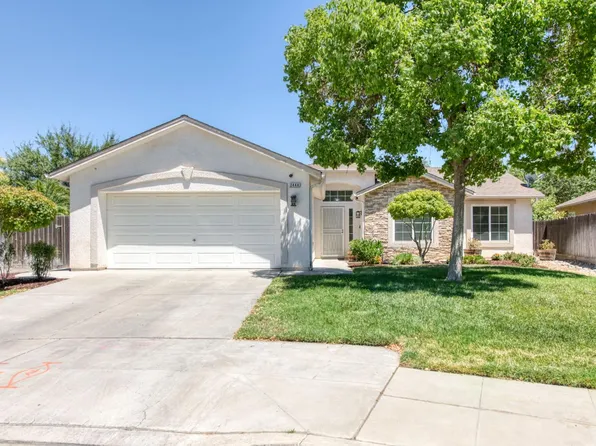 2444 N Tracy Ave, Fresno, CA 93722