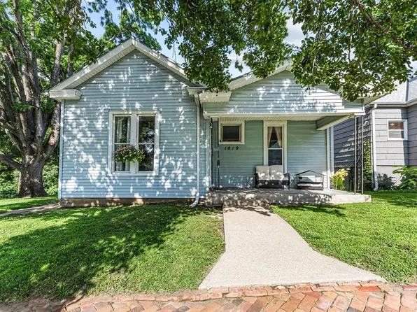 1819 Dewey Ave, Saint Joseph, MO 64505