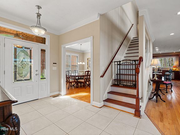 4th image of 119 Lincoln Place