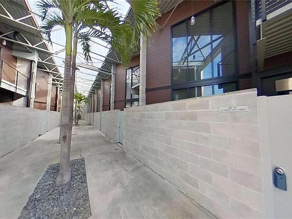 4th image of 217 N 12th St APT 106