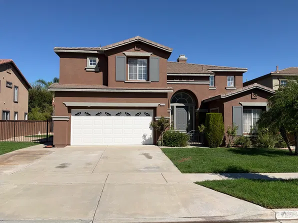 1125 Silvercreek Rd, Corona, CA 92882