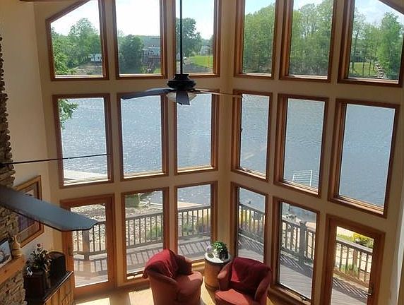 5th image of 1464 Lake Vue Dr