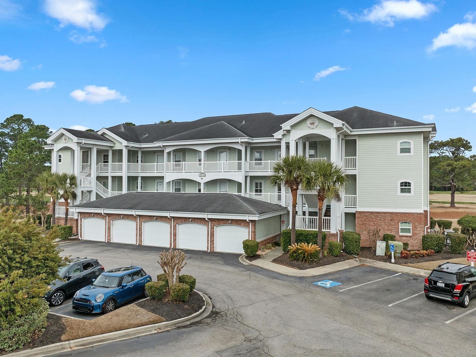4851 Carnation Circle #204