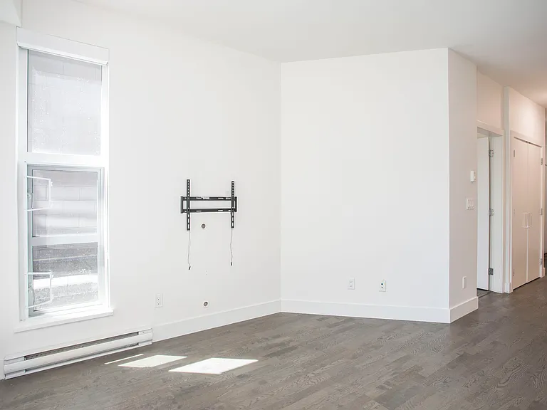 1628 W 4th Ave #213 — Photo 13