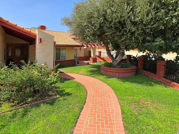 2nd image of 13797 De Garmo Ave