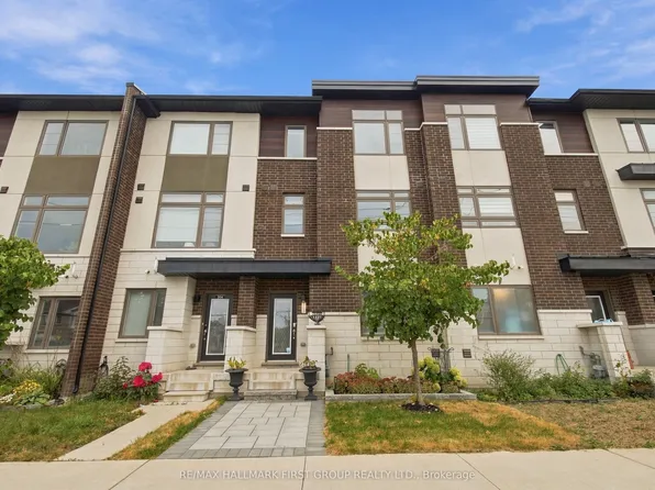 250 Finch Ave #303, Pickering, ON L1V 0G6