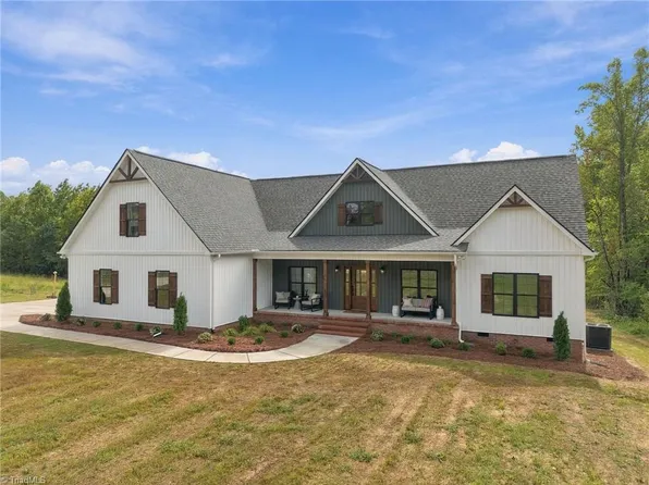224 Pearson Farm Rd, Summerfield, NC 27358