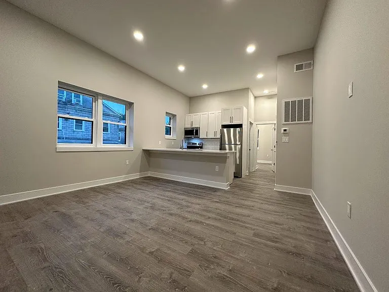 714 Maple St #1 — Photo 2