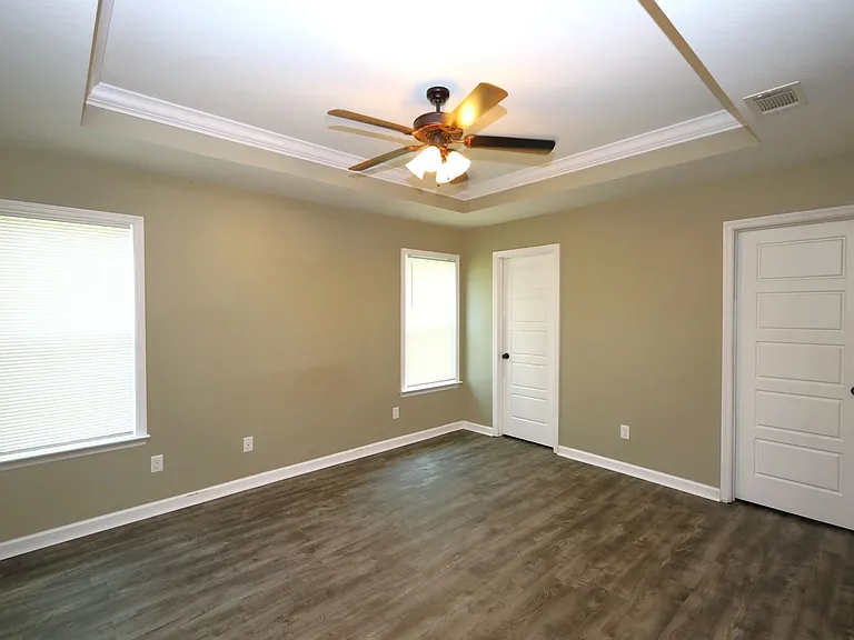 1499 San Bernardino Way — Photo 6