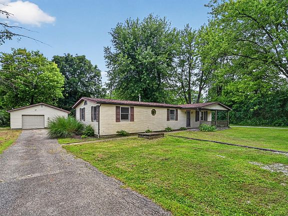 4th image of 2373 Sneakville Rd
