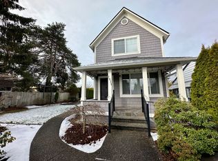 2411 Elizabeth St, Bellingham, WA 98225