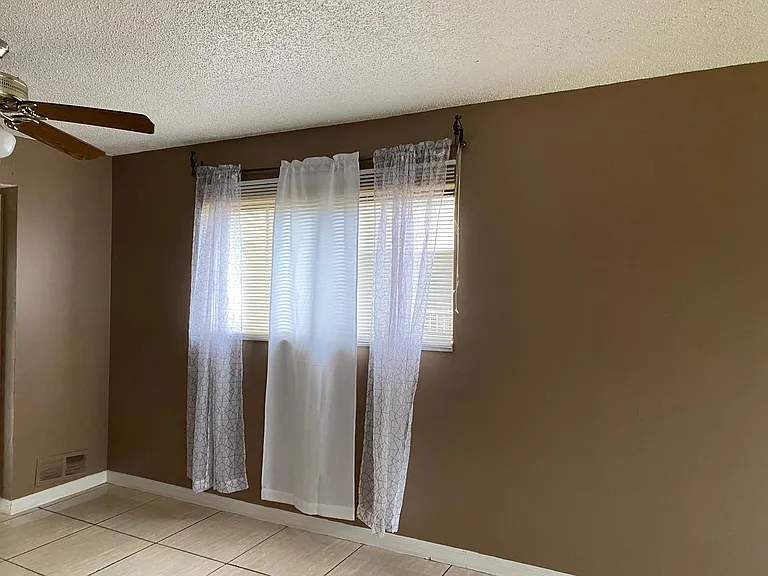 2565 Oak Park Way #213 — Photo 5