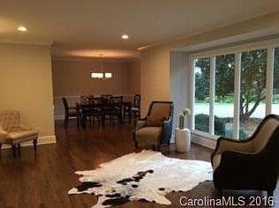 4th image of 5521 Holyoke Ln