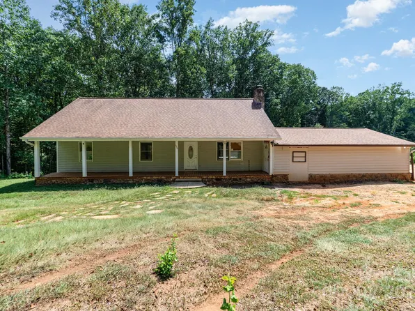 1490 Edisons Bright Way, Newton, NC 28658