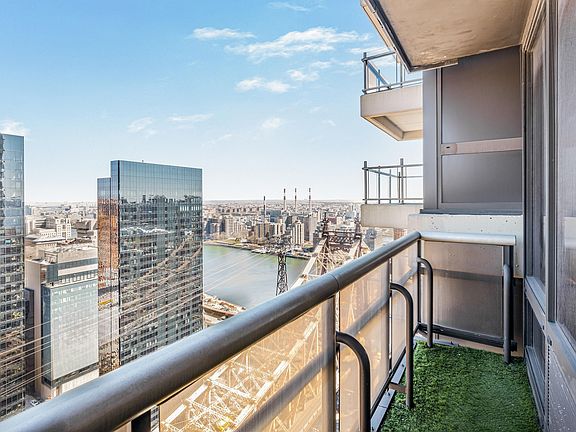 5th image of 418 E 59th St APT 34A