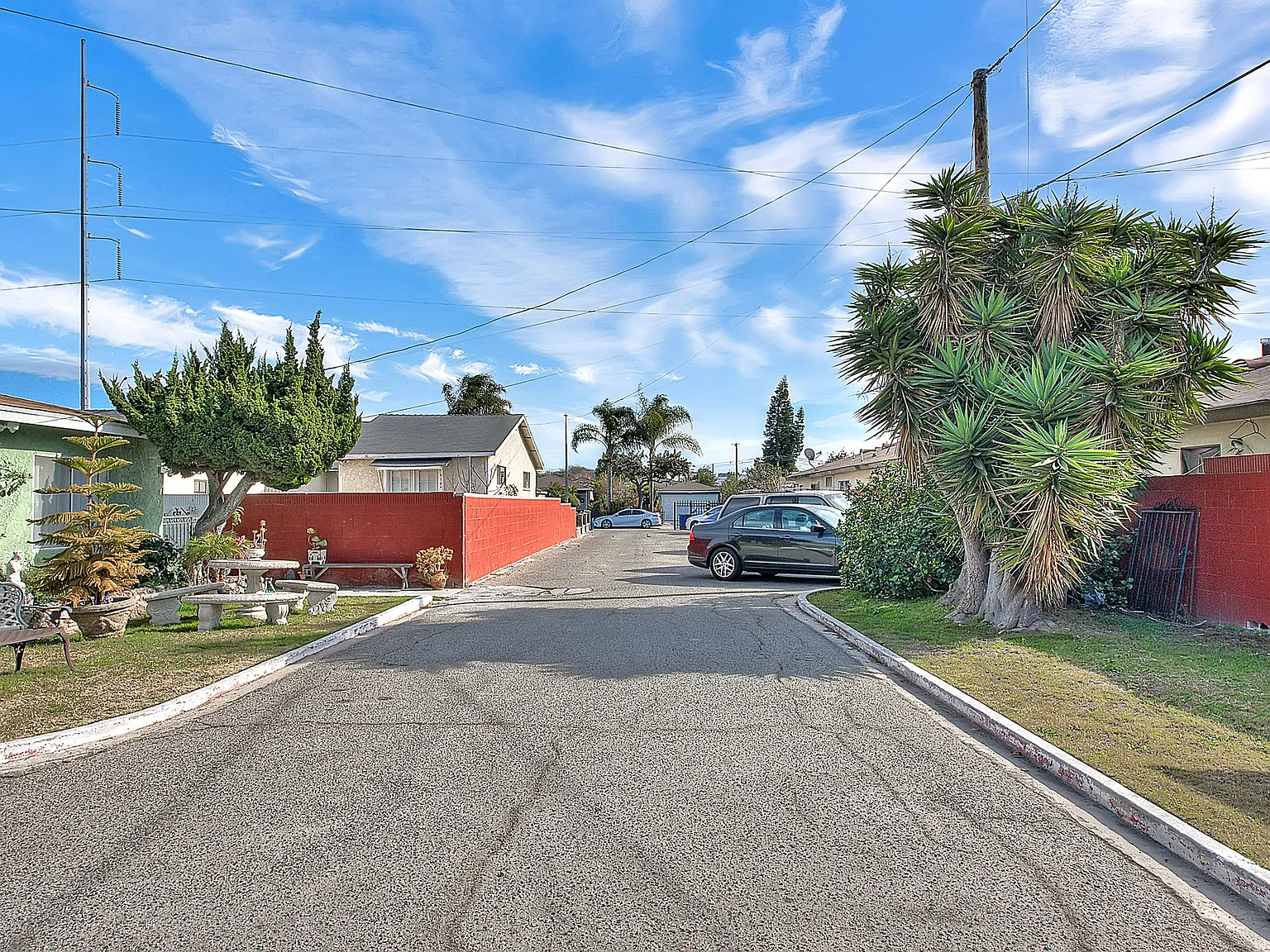 Firmona Ave, Lawndale — Photo 2