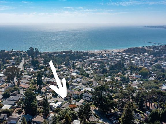 3rd image of 215 Martin Dr