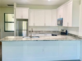 5425-5427 Centennial Blvd, Lehigh Acres, FL 33971