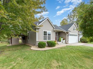 5187 Heath Ave N, Oakdale, MN 55128