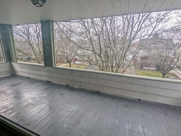 4th image of 3587 W 120th St Unit 2