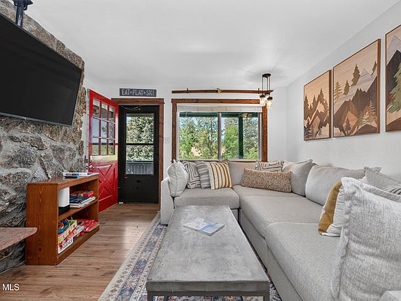3rd image of 518 Hi Country Drive #13-148