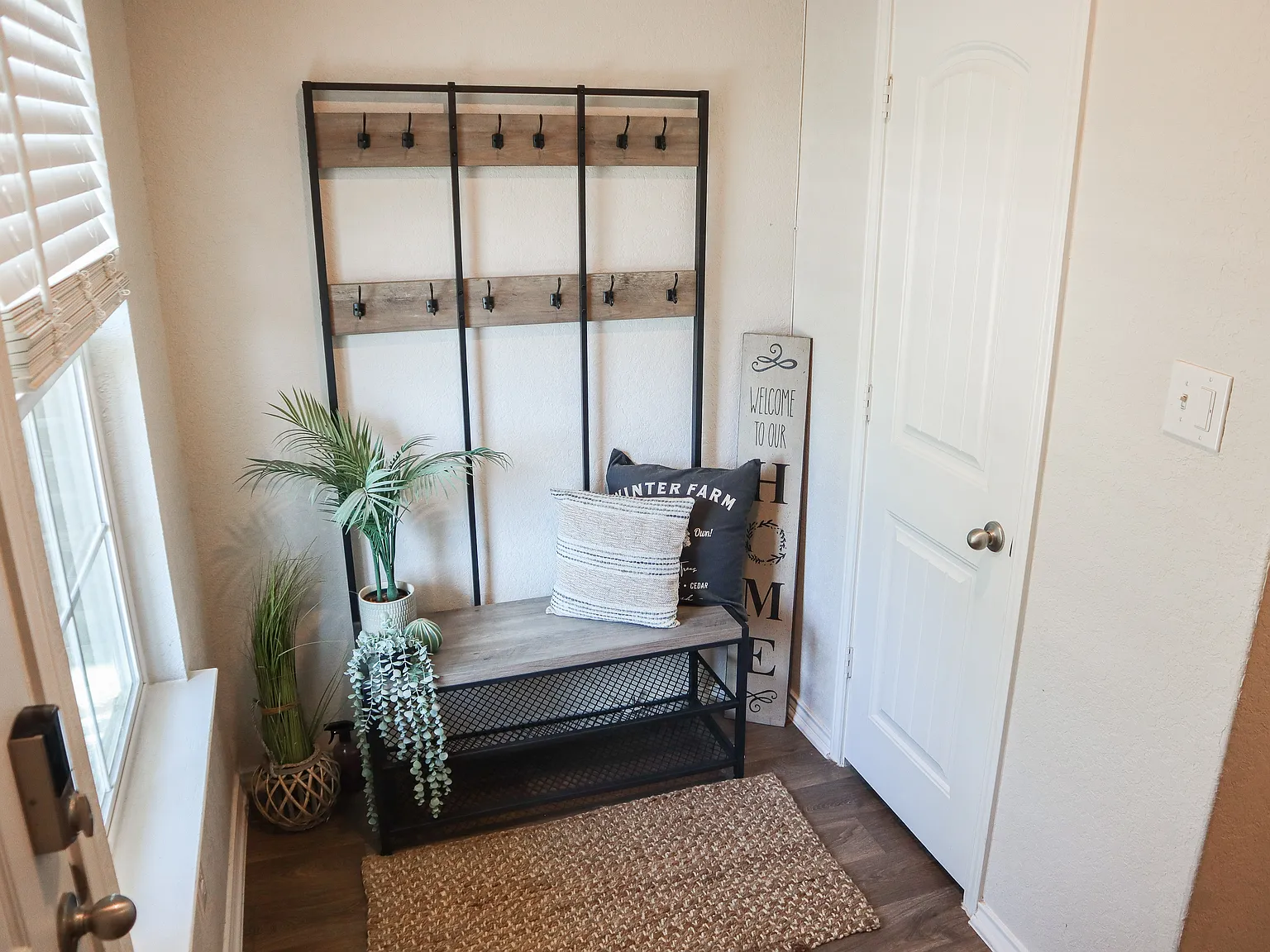 4 bed, 2.5 bath, 2188 sqft, $2,095 — Photo 4