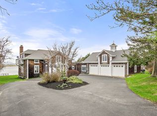 72R Warren Ave, Plymouth, MA 02360