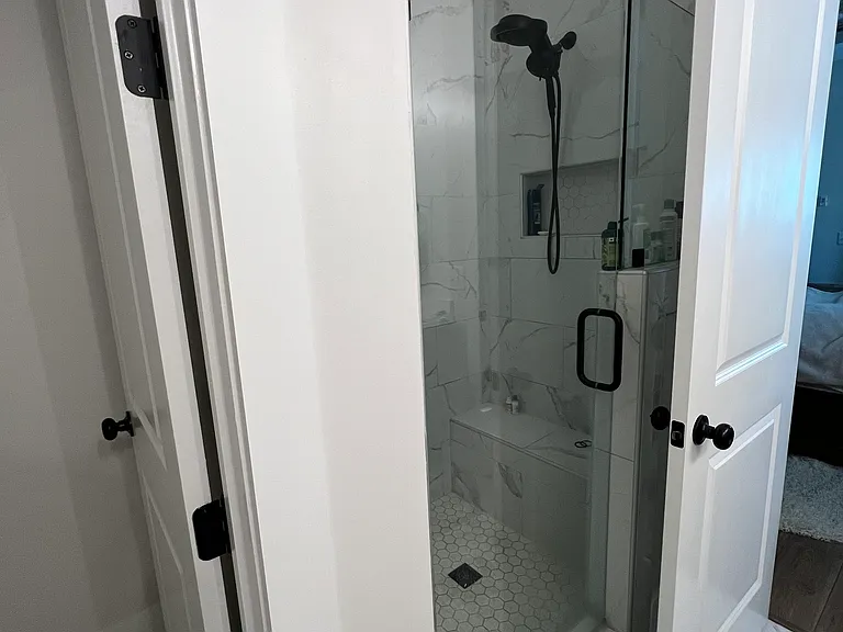 413 Marston Ave — Photo 9