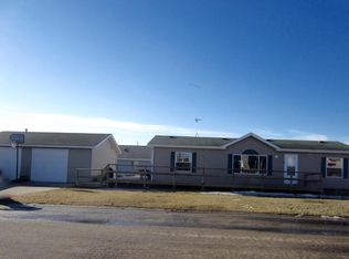 203 E Hawk St, Audubon, MN 56511