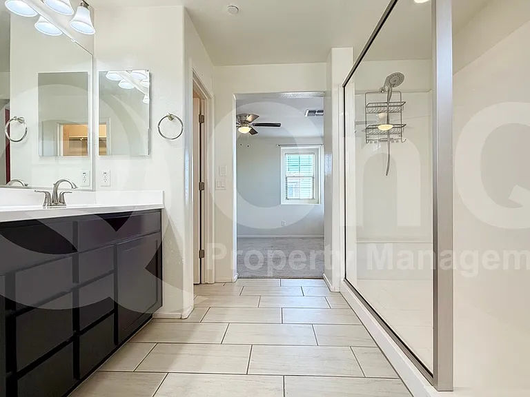 156 N 56th Pl — Photo 18