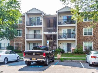 164 Robertson Way #8008, Lincoln Park, NJ 07035