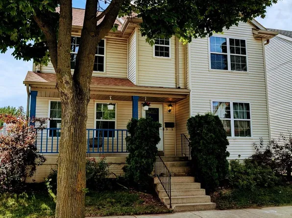 1807 North 22nd STREET, Milwaukee, WI 53205