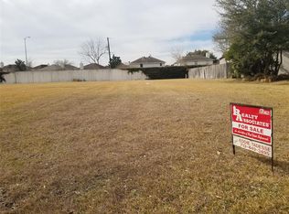 12006 S Circle Dr, Houston, TX 77071