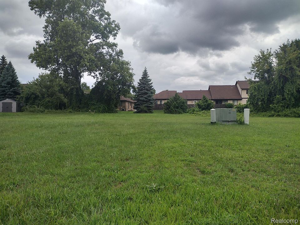 1st image of 552 Francesco Ct