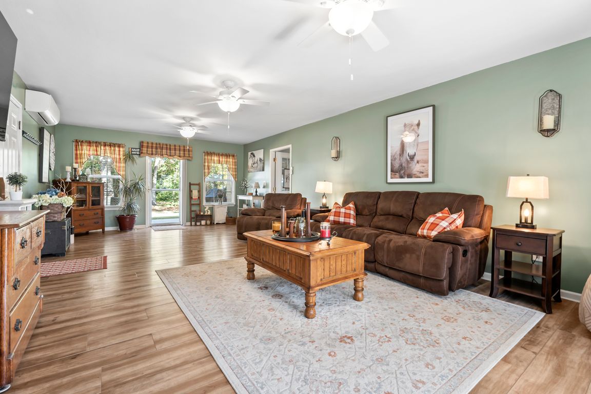 next background image