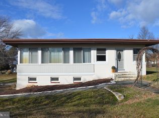 1804 Harbor Dr, Chester, MD 21619