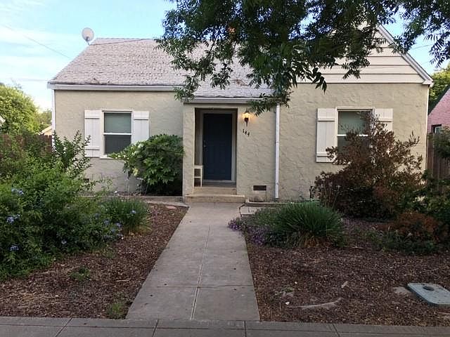1st image of 144 Elliot St