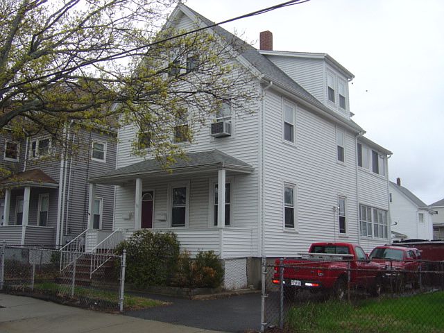 1st image of 30 Woodville St