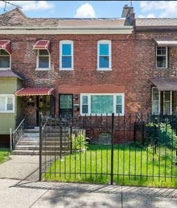 10719 S Cottage Grove Ave, Chicago, IL, 60628