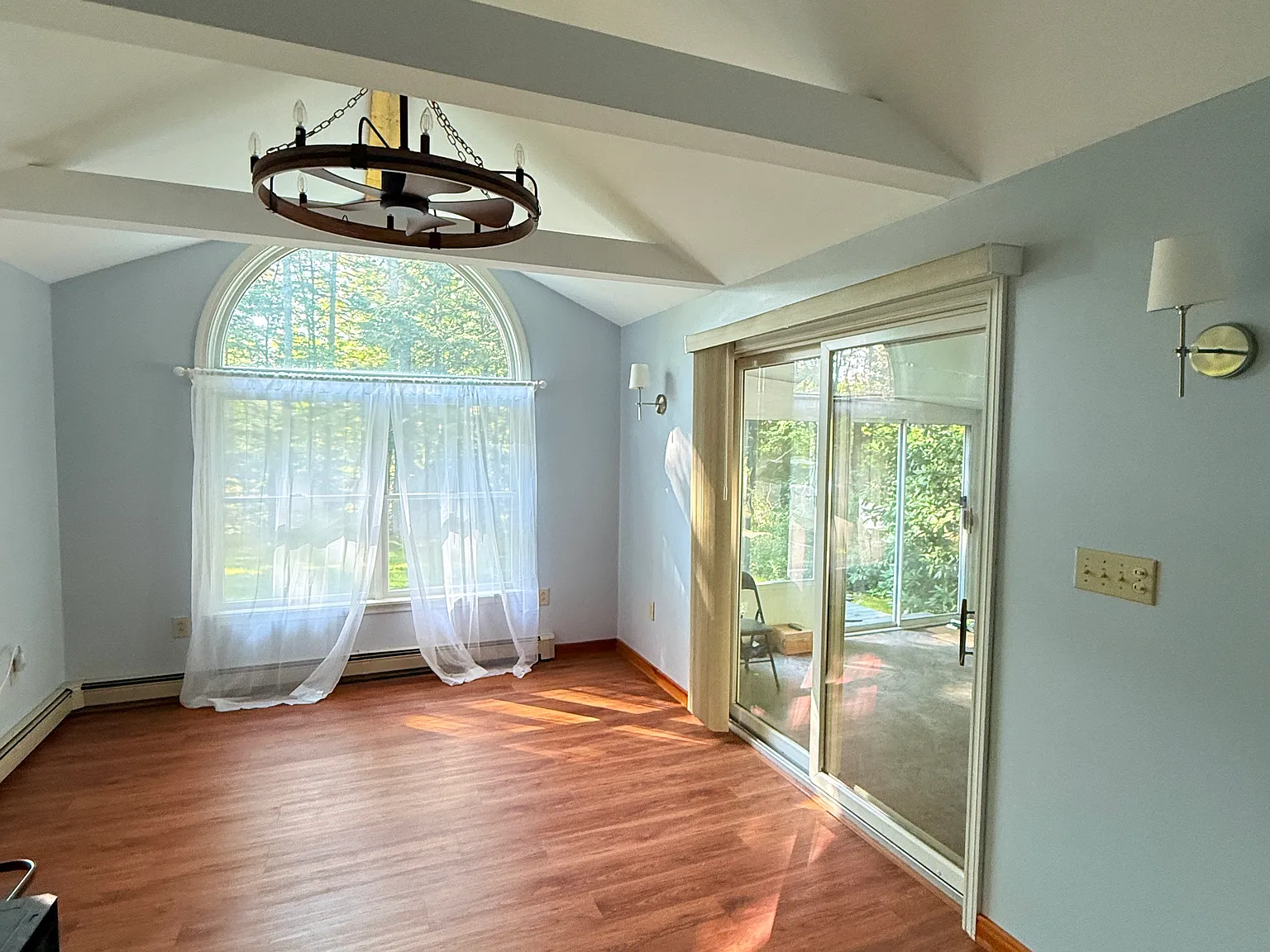 2 bed, 1128 sqft, $2,800 — Photo 2