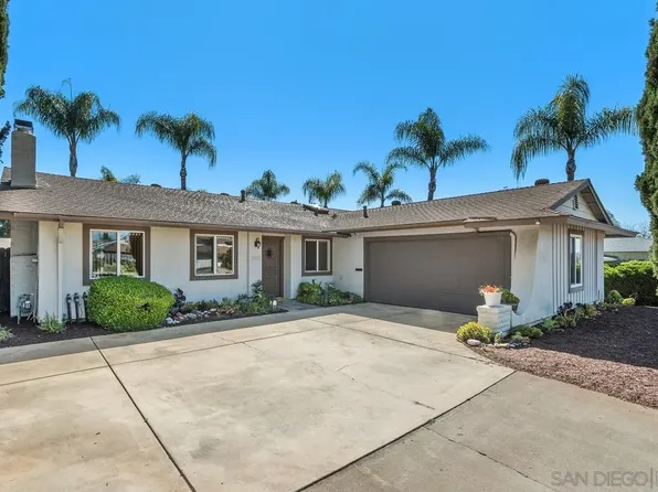 1402 N Ash St, Escondido, CA 92027