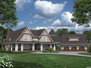 32 Branglebrink Rd, Saint James, NY 11780