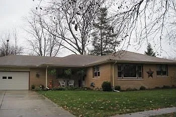 1103 Silver St photo 1
