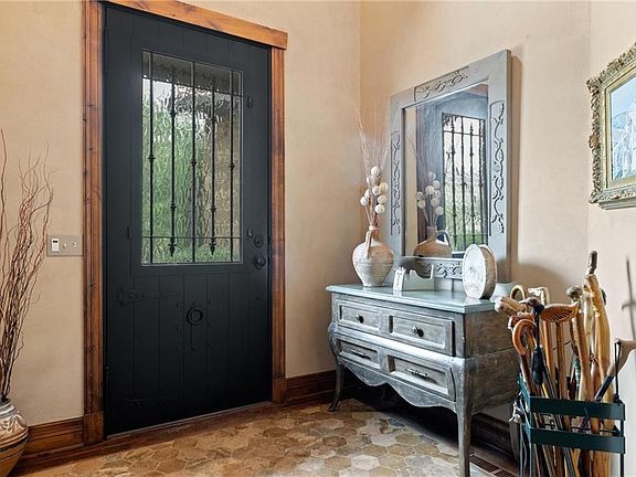 3rd image of 15820 Chapel Ridge Ln