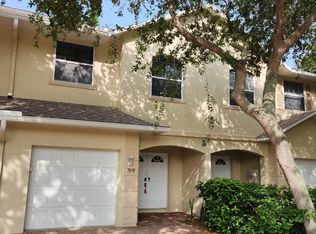 7958 Evelyn Ct, Cape Canaveral, FL 32920