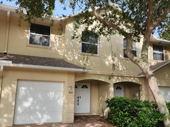 7958 Evelyn Ct, Cape Canaveral, FL 32920